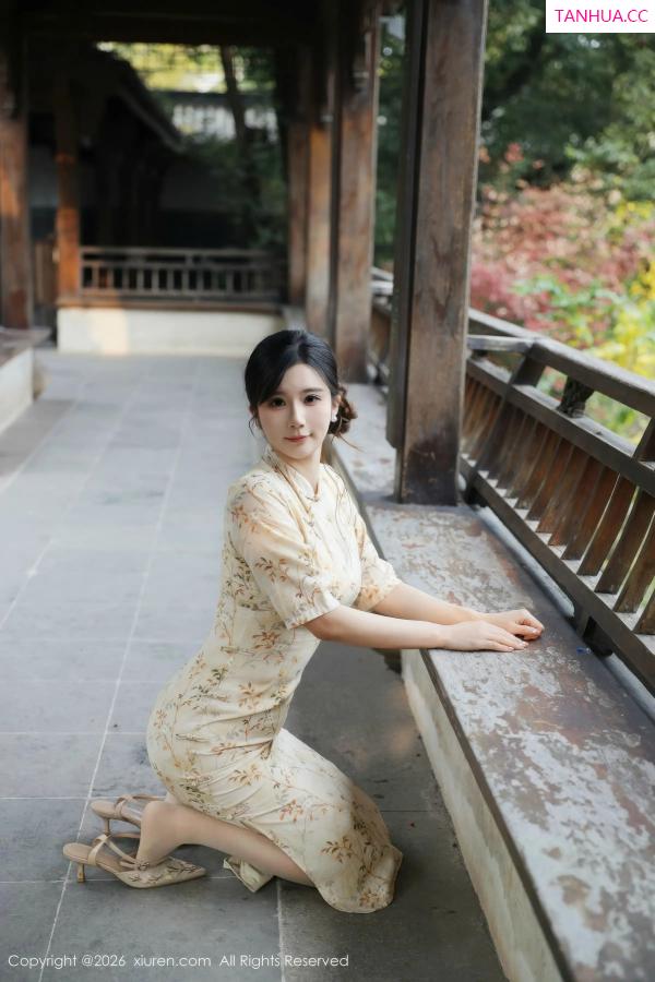   [XiuRen]高清写真图 2026.01.09 No.11214 小肉肉咪 黄色蕾丝内衣第26张图片